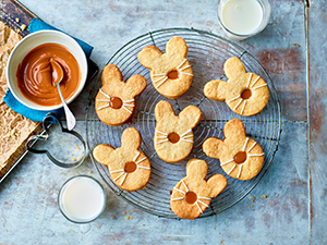 Easter Caramel Bunny Biscuits